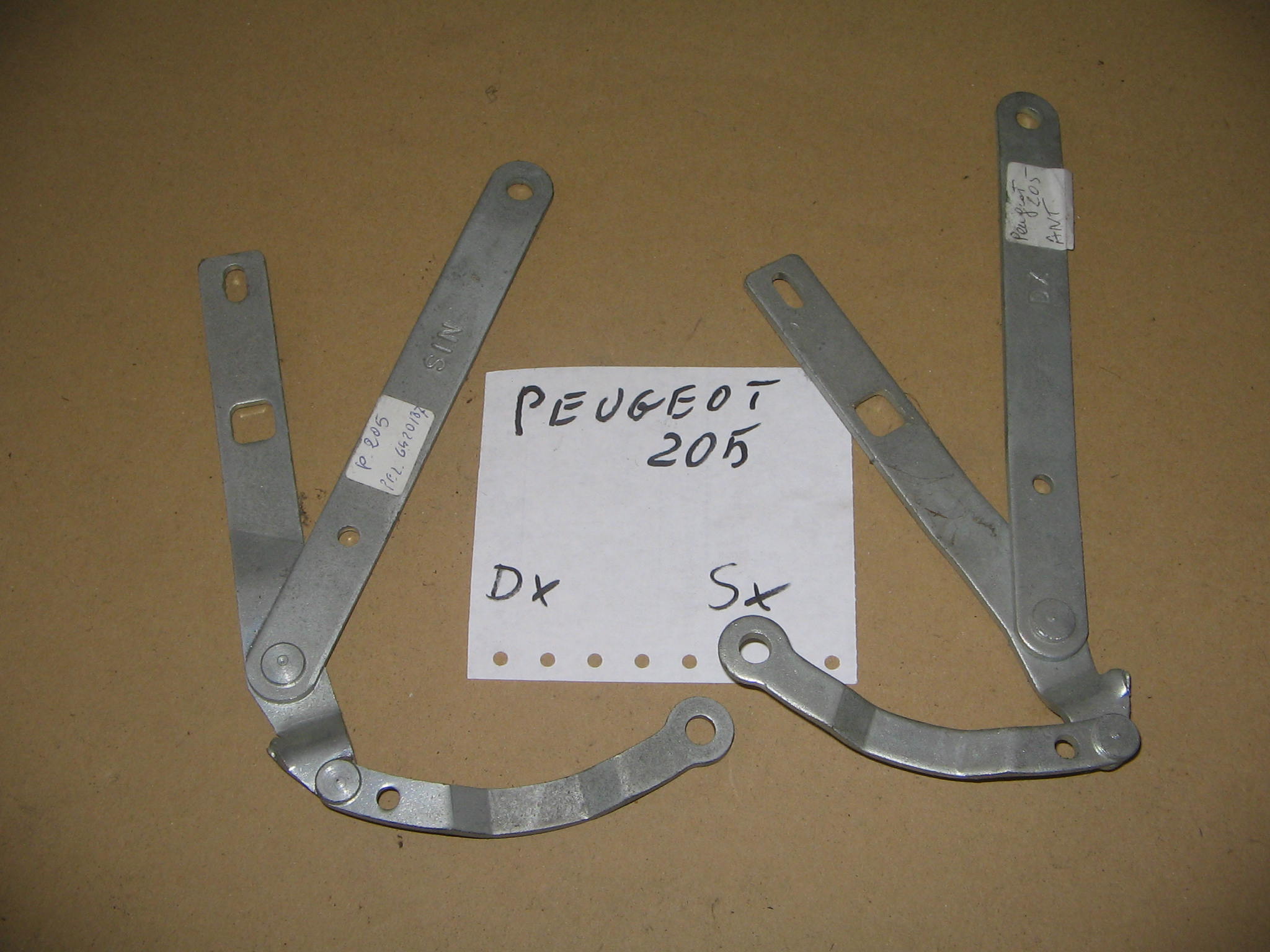 PEUGEOT 205 CERNIERE COFANO COPPIA N.442